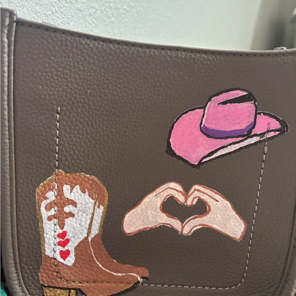 Hand painted one of a kind coastal cowgirl Montana west bag. - Picture 7 of 7
